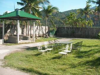 Rent Villa Anna Resort in Calamba