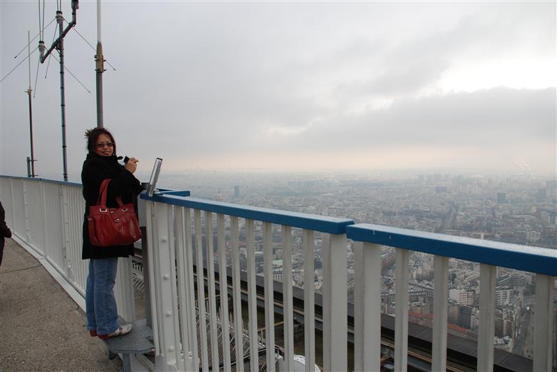 it was pretty hazy but the view is still awesome from this height...