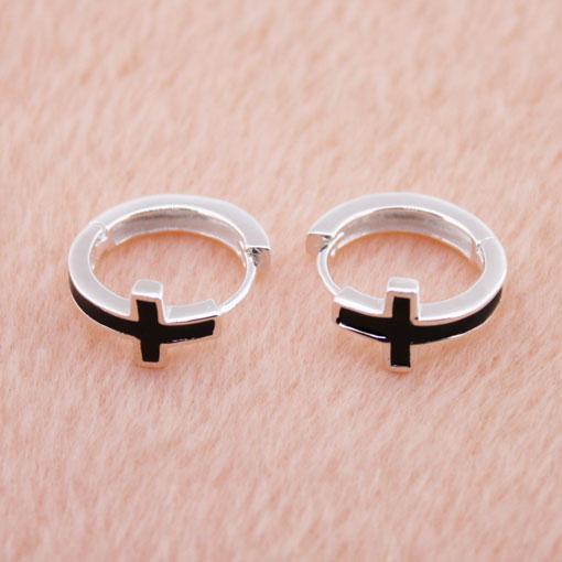 Photo by yalingjewelry