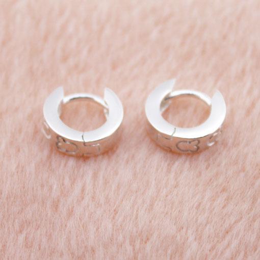 Photo by yalingjewelry